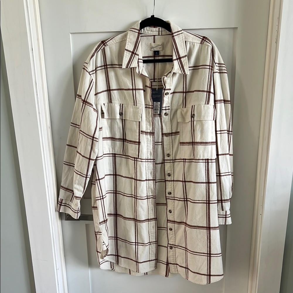 Universal Thread Plaid Button Down Shirt - Cream and Brown